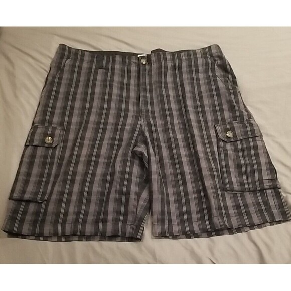 True Nation Shorts Mens 44 Big & Tall Black Gray Plaid Long Baggy Skater Hip Hop - Picture 1 of 13